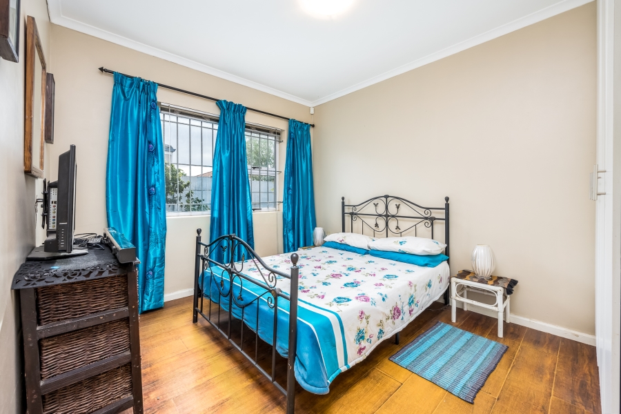 2 Bedroom Property for Sale in Viking Village Western Cape